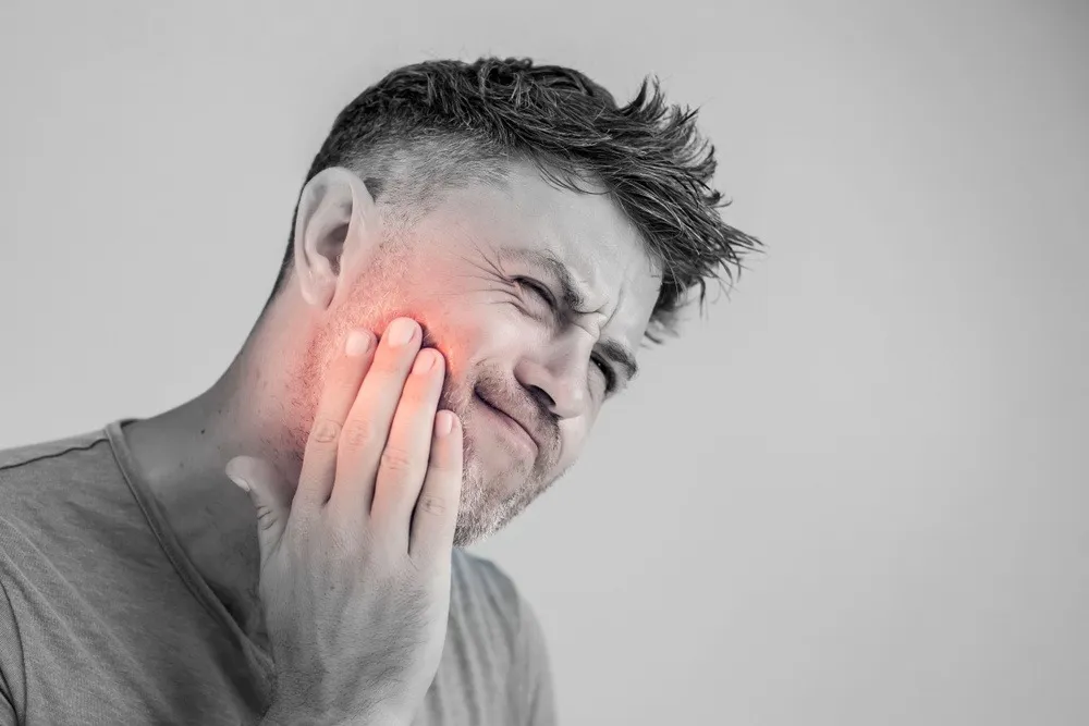 Tratamente dentare de urgență la clinica Irident